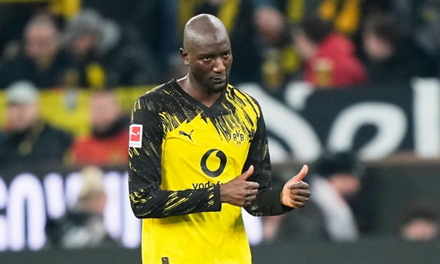 Ψυχωμένη Ντόρτμουντ, τέζαρε τη Βόλφσμπουργκ του σκόρερ Κουλιεράκη και το κυνήγι στην Μπάγερν συνεχίζεται!