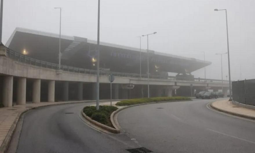 «Τοπίο στην ομίχλη» η Θεσσαλονίκη - Μικροκαθυστερήσεις στις πτήσεις στο «Μακεδονία»