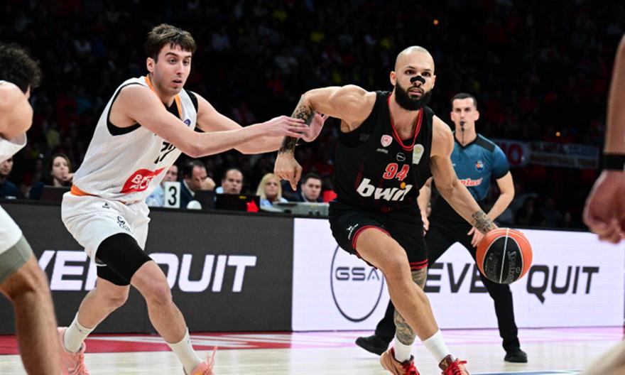 Πλούσιο θέαμα και ιστορικό ρεκόρ στο ΣΕΦ: Τα highlights του Ολυμπιακός-Προμηθέας