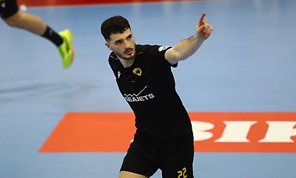 Πρόκριση με σεληνιασμένο Τοριάνι για την ΑΕΚ και τώρα… Ολυμπιακός!