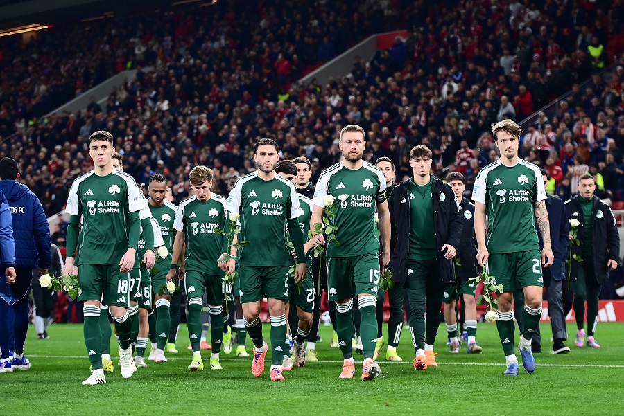 Θύρα 7: Το συγκινητικό τελετουργικό στο «Γ.Καραϊσκάκης» πριν το ντέρμπι