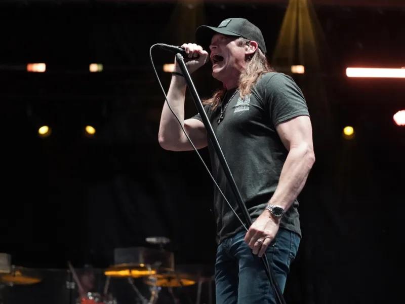 Brad Arnold: Πέθανε ο frontman των «3 Doors Down», σε ηλικία 47 ετών