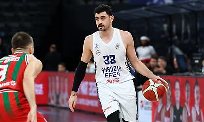 Λύγισε την Καρσίγιακα και συνέχισε το σερί της η Εφές