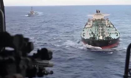 Από την Καραϊβική στον Ινδικό: Κινηματογραφική καταδίωξη και ρεσάλτο των ΗΠΑ σε τάνκερ με πετρέλαιο Βενεζουέλας