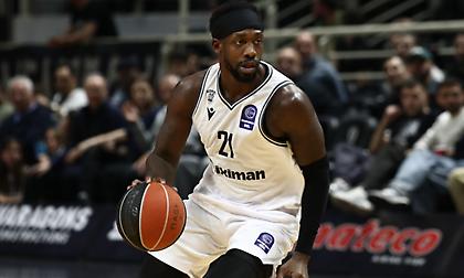 Επέστρεψαν στις προπονήσεις του ΠΑΟΚ οι Μπέβερλι και Κόνιαρης