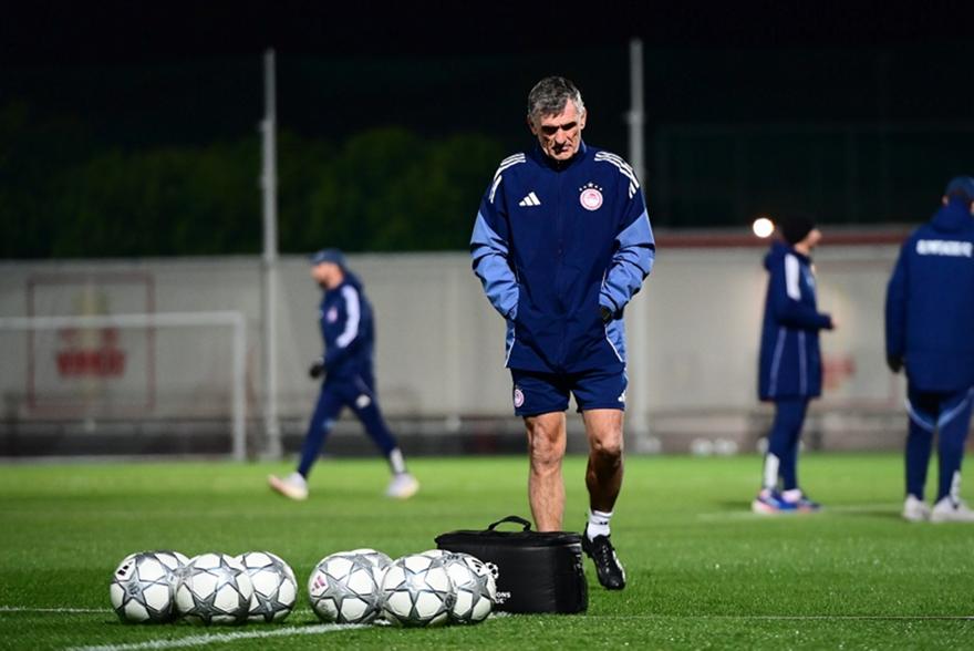 «Εμείς φταίμε, εμείς θα το γυρίσουμε»: Ο Ολυμπιακός κοιτά μπροστά μετά το ντέρμπι