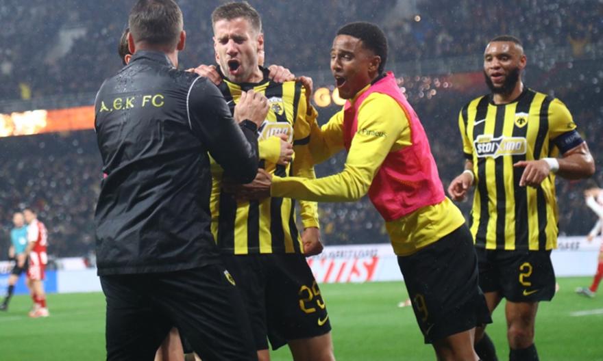 Τσακίρης: Αν περάσει αλώβητη από Τούμπα, μπορεί να μπει 1η στα playoffs η ΑΕΚ - Εξαιρετική δουλειά στις ακαδημίες ο Γ.Χ.