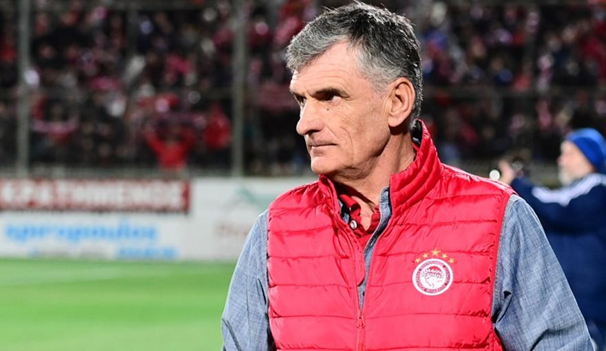 Νικολακόπουλος: «Η ευχή στον Μεντιλίμπαρ και η απορία για τη διαχείριση ενόψει ντέρμπι»