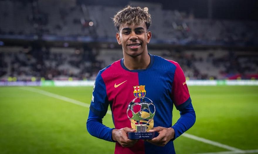 Γιαμάλ: «Δεν επικεντρώνομαι αποκλειστικά στο ποδόσφαιρο, παίζω Playstation, κάνω οτιδήποτε κάνει ένας 18χρονος»