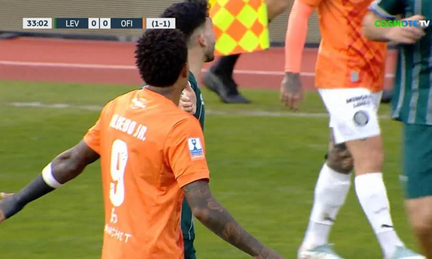 Απρόσεκτο μαρκάρισμα του Σαλσέδο ενώ είχε κίτρινη, άφησε με δέκα παίκτες τον ΟΦΗ