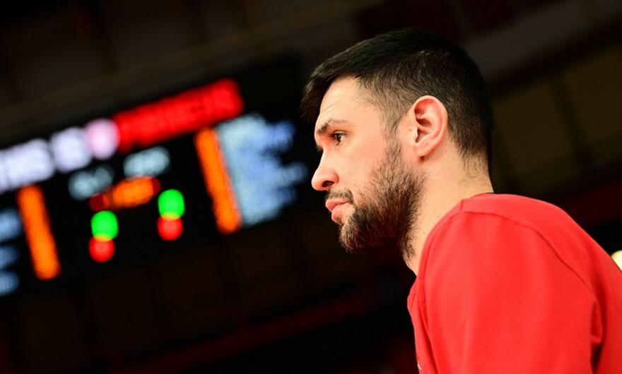 Αβεβαιότητα για τρεις στον Ολυμπιακό ενόψει Ερυθρού Αστέρα