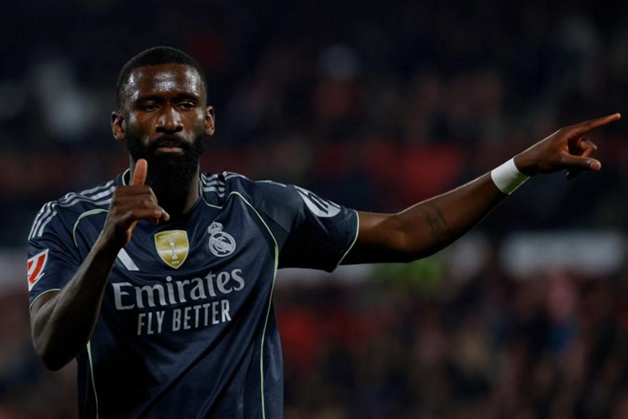 «Σκέψεις για τον Αντόνιο Ρούντιγκερ πραγματοποιεί η Τότεναμ»