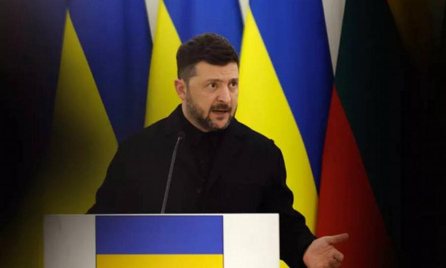 FT: Ο Ζελένσκι σχεδιάζει εκλογές μαζί με δημοψήφισμα για την ειρηνευτική συμφωνία την άνοιξη