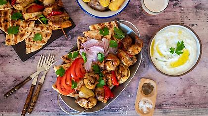 Τσικνοπέμπτη στο σπίτι: 48 συνταγές για το απόλυτο τσίκνισμα