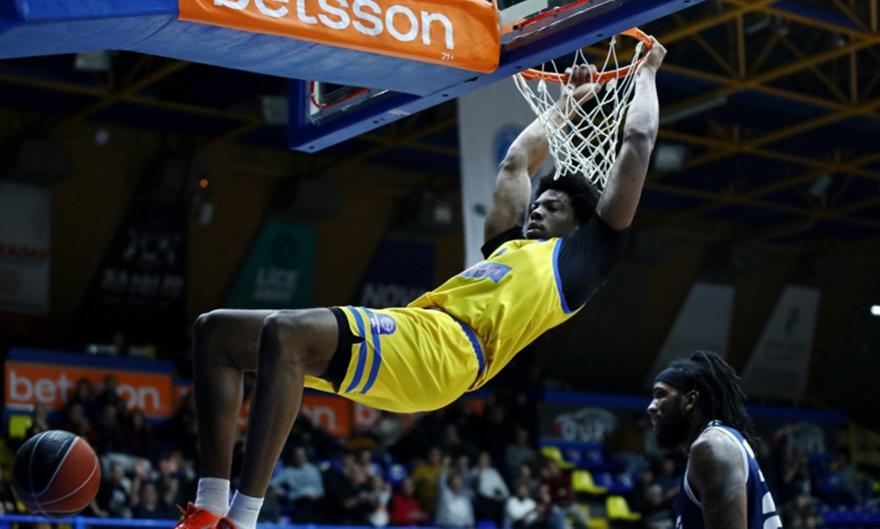 Ψάχνει το θαύμα του +22 και την πρωτιά με Πετκίμσπορ το Περιστέρι