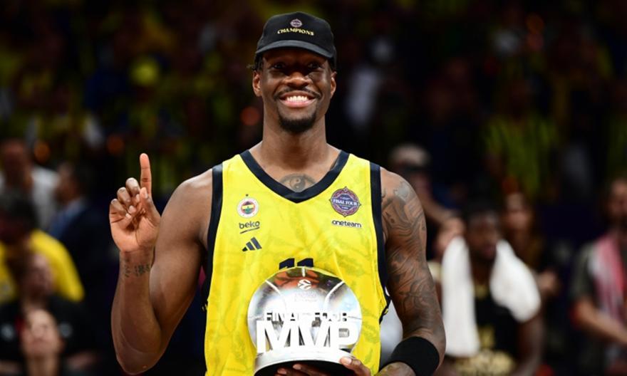 Χέιζ-Ντέιβις: Ο MVP που θέλει το back to back για το 8ο αστέρι του Παναθηναϊκού