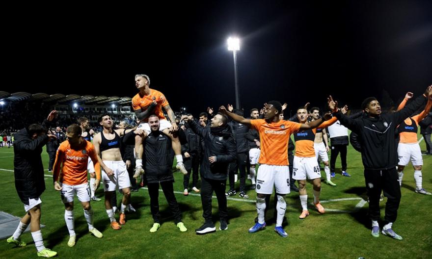 Υποδοχή ηρώων ετοιμάζει στο αεροδρόμιο ο κόσμος του ΟΦΗ