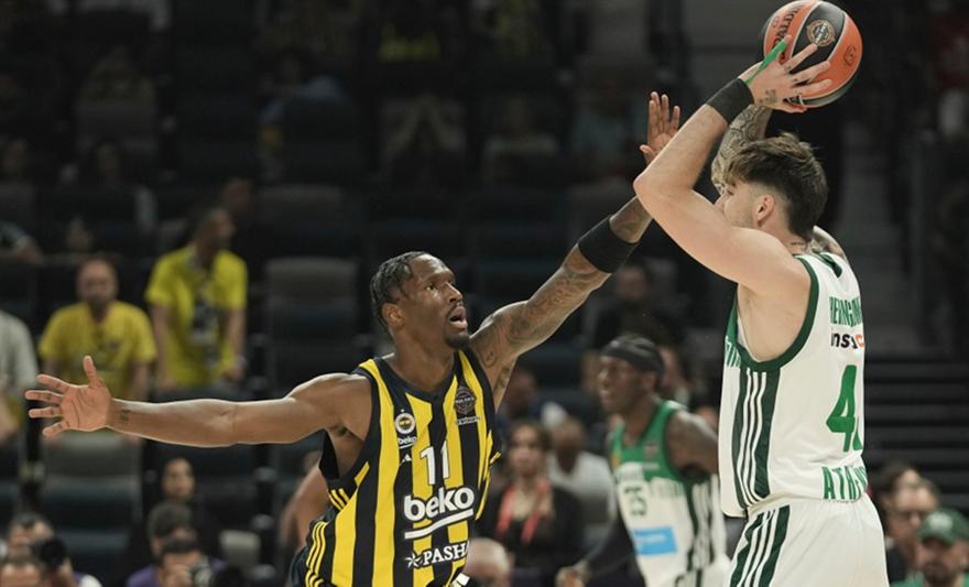 Πετρίδης: «Έτσι έγινε η ανατροπή με Χέιζ-Ντέιβις στον Παναθηναϊκό – Κρατούσε χρόνια το φλερτ»