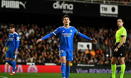 Ο μέντορας του Γκιουλέρ κατήγγειλε ότι τού κάνουν bullying στη Ρεάλ