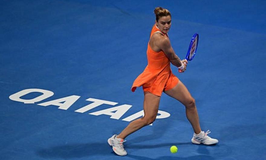 Υπέταξε το Νο.2 του κόσμου με ανατροπή και προκρίθηκε στα ημιτελικά της Ντόχα η Σάκκαρη!