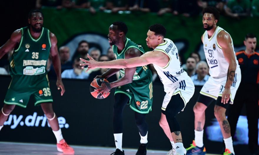 Η μεγάλη «μάχη» των δύο τελευταίων πρωταθλητών Ευρώπης: Παναθηναϊκός AKTOR-Φενέρμπαχτσε (4η περίοδος)