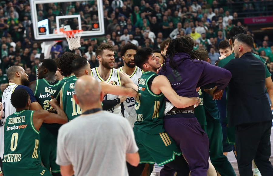 Παναθηναϊκός: Σύρραξη στο φινάλε του θρίλερ, προκάλεσε ο Μπόλγντουιν, αντέδρασε ο Λεσόρ