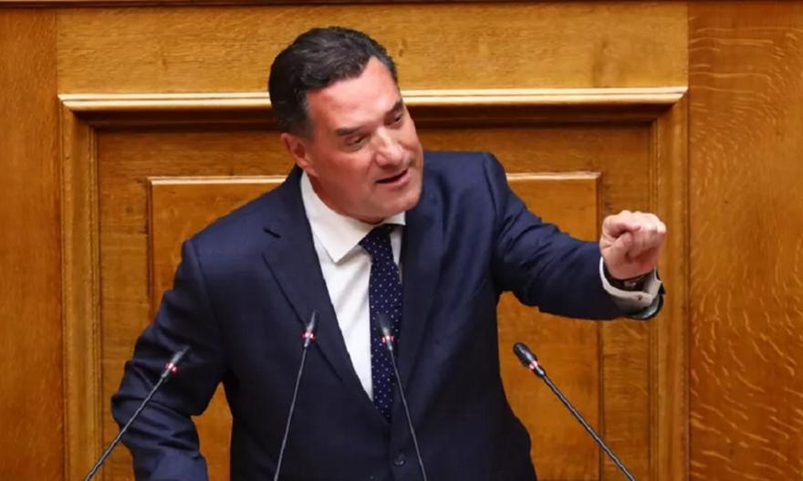 Άγριος καβγάς Γεωργιάδη-Κωνσταντοπούλου: «Εμφανίστηκε με περιβολή ύπνου για να μου κάνει μήνυση, έγινε ρεζίλι»