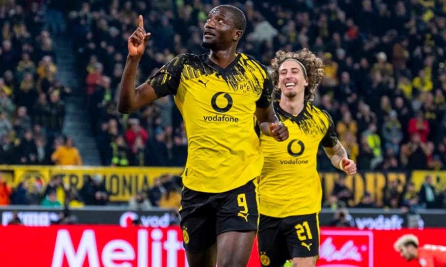 Πέρασε πάνω από τη Μάιντς η υπερηχητική Ντόρτμουντ!