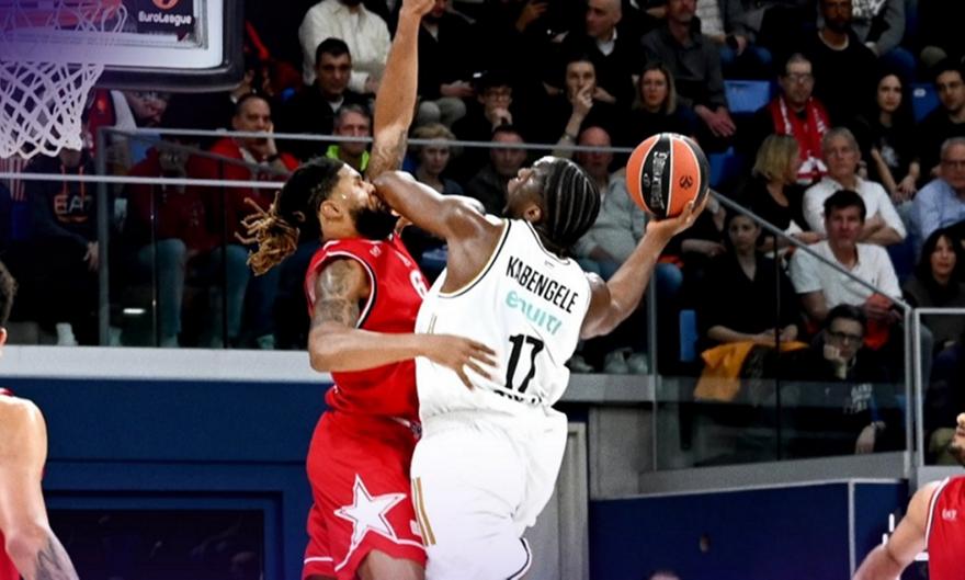 «Έραψε κοστούμι» στην Αρμάνι με σούπερ Καμπενγκέλε κι ελπίζει για δεκάδα η Ντουμπάι