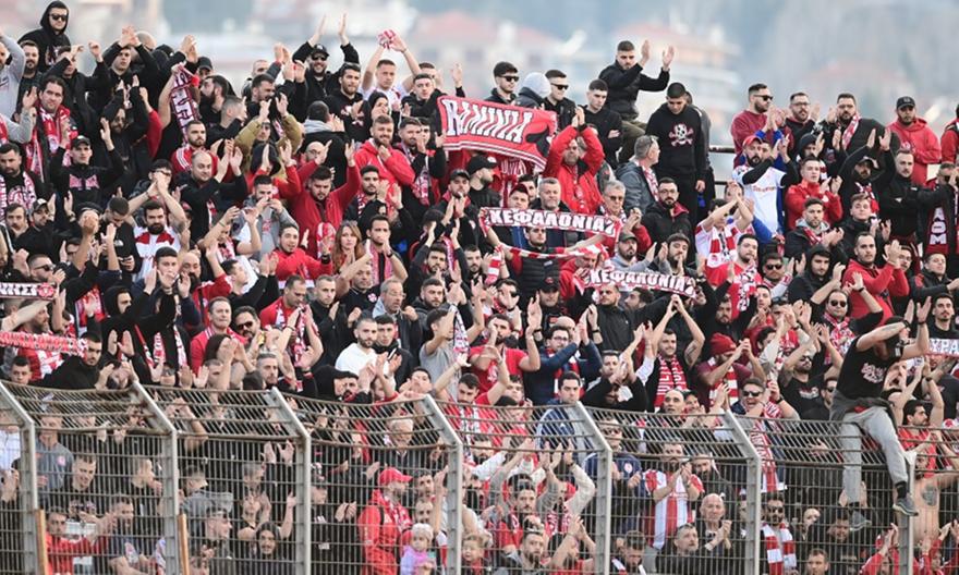 «Κοκκινίζει» η Λιβαδειά, άνοιξε άλλη μία θύρα για τους φίλους του Ολυμπιακού