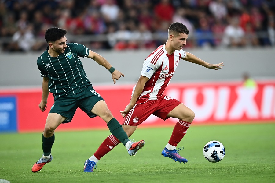 Ολυμπιακός: Ο Λεβαδειακός όταν βρίσκει χώρους σε εκθέτει, όταν είσαι σφιχτός δυσκολεύεται