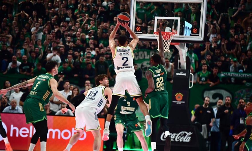 Το απίθανο buzzer beater του Μπόλντγουιν που πίκρανε τον Παναθηναϊκό