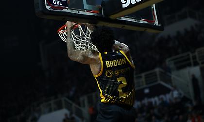 Άλωσε το Παλατάκι με τετράδα-φωτιά η ασταμάτητη ΑΕΚ και πάτησε γερά στην τρίτη θέση!