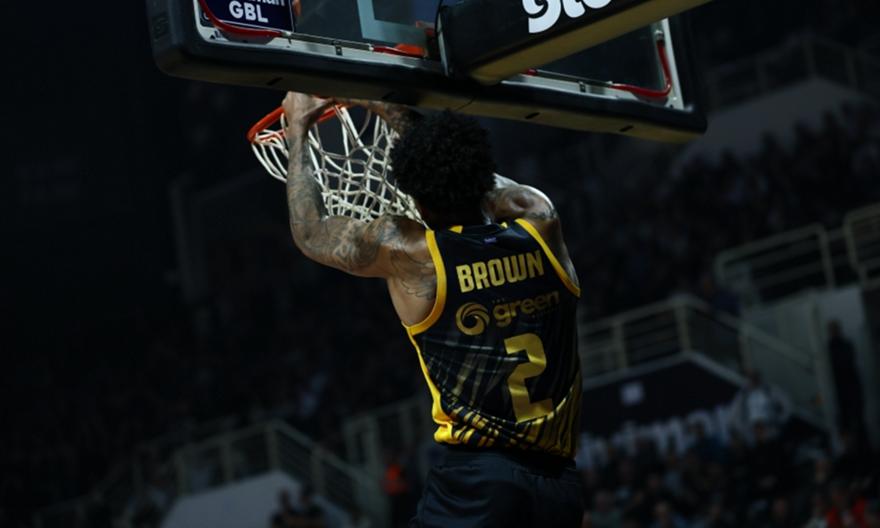 Άλωσε το Παλατάκι με τετράδα-φωτιά η ασταμάτητη ΑΕΚ και πάτησε γερά στην τρίτη θέση!