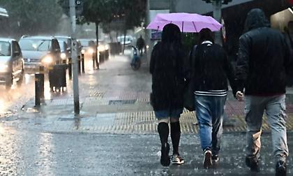 Έκτακτο δελτίο καιρού: Ισχυρές βροχές και καταιγίδες από το βράδυ