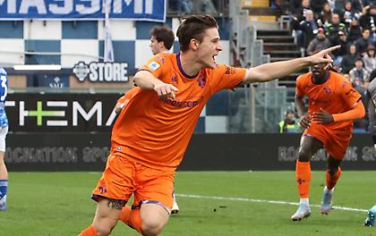 Ξενέρωσε την Κόμο και… έβγαλε το κεφάλι πάνω από τη στάθμη η Φιορεντίνα!