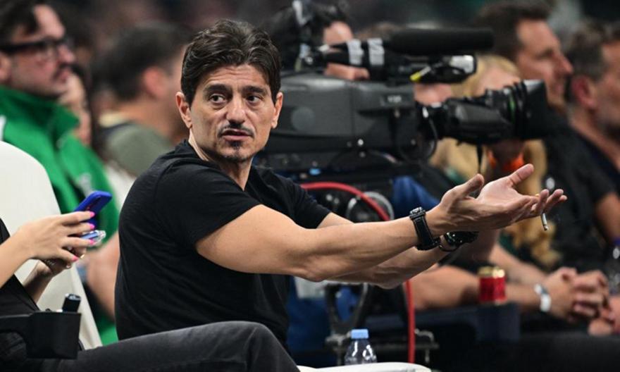 Γιαννακόπουλος: «Δεν θα έπρεπε να προστατεύονται οι ιδιοκτήτες όταν παίκτες και προπονητές προκαλούν τέτοια προβλήματα;»