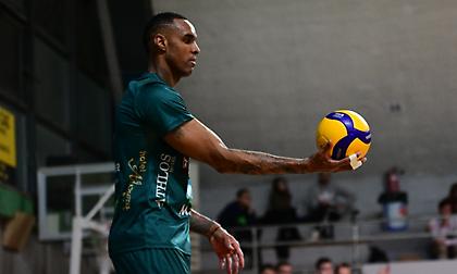 Επιστροφή στις νίκες με δύσκολο διπλό επί του Φλοίσβου για τον Μίλωνα