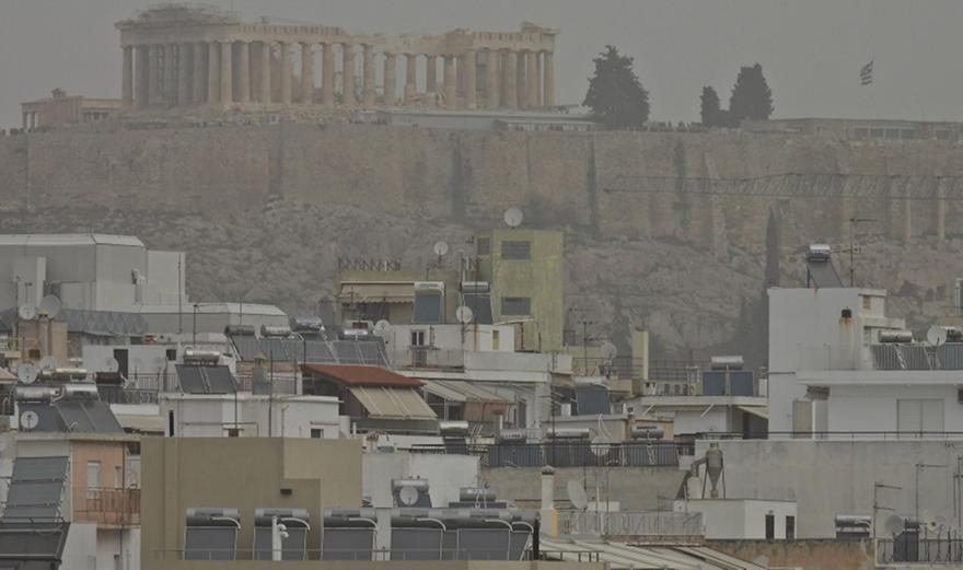 Κακοκαιρία: Επικαιροποιήθηκε το έκτακτο της ΕΜΥ - Βροχές, άνεμοι και αφρικανική σκόνη