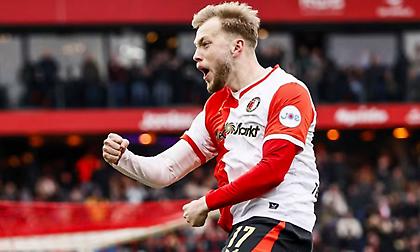 Σώθηκε από τη... βούλα στις καθυστερήσεις η Φέγενορντ