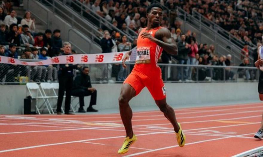 «Έσπασε» τα χρονόμετρα με εκπληκτικό παγκόσμιο ρεκόρ στα 400 μέτρα ο ΜακΡέι