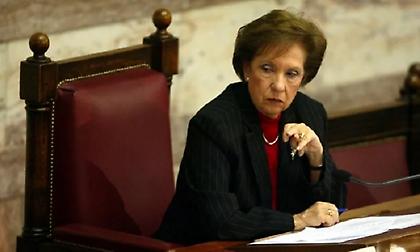 Έφυγε από τη ζωή η Άννα Ψαρούδα-Μπενάκη - Πρώτη γυναίκα που διετέλεσε πρόεδρος της Βουλής
