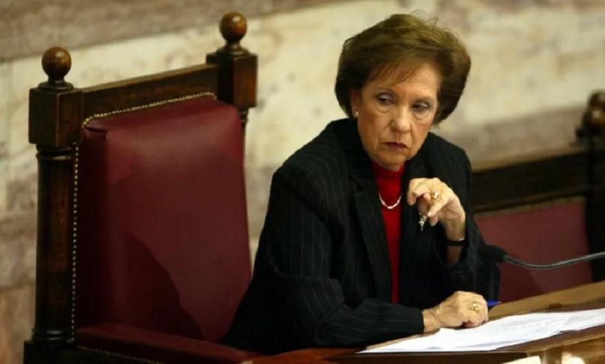 Έφυγε από τη ζωή η Άννα Ψαρούδα-Μπενάκη - Πρώτη γυναίκα που διετέλεσε πρόεδρος της Βουλής