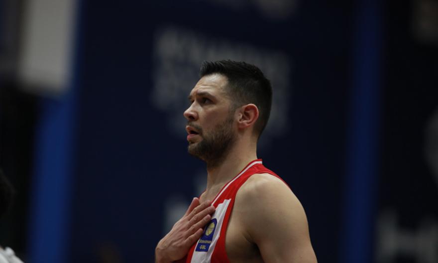 Παπανικολάου: «Για εμάς δεν υπάρχει κάτι πέρα από το παιχνίδι με την ΑΕΚ - Πρέπει να είμαστε απολύτως συγκεντρωμένοι»