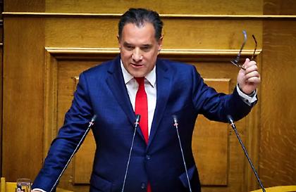 Μήνυση για συκοφαντική δυσφήμιση σε βάρος της Ζωής Κωνσταντοπούλου, από τον Άδωνι Γεωργιάδη