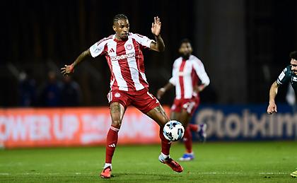 Νικολακόπουλος: «Ο Αντρέ Λουίζ δίνει μια ελπίδα ότι μπορεί να βοηθήσει τον Ολυμπιακό»