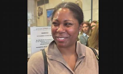 Μία γυναίκα από το Λονδίνο ήρθε στην Αθήνα για ένα… όνειρο ζωής!