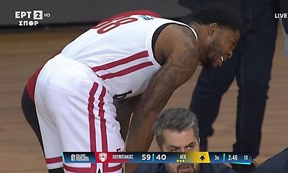 Απρόοπτο με Ταϊρίκ Τζόουνς στον Ολυμπιακό - Πήγε στα αποδυτήρια κουτσαίνοντας!