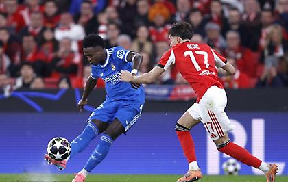 Η μυθική γκολάρα του Βινίσιους που ξεκλείδωσε το ματς για τη Ρεάλ Μαδρίτης λίγο πριν τη σύρραξη!