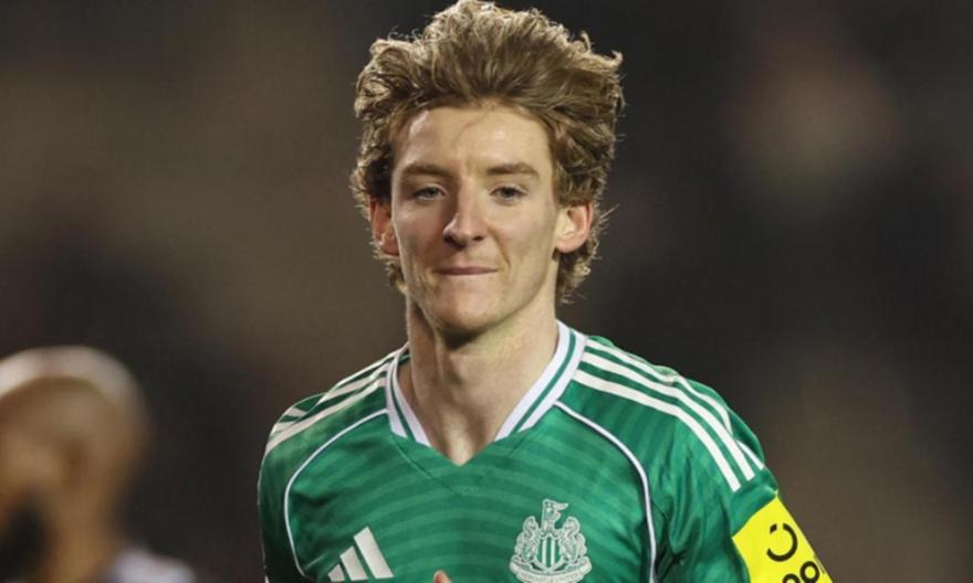 Ιστορικό βράδυ για τον Γκόρντον: Ξεπέρασε τον Σίρερ και έγινε ο πρώτος σκόρερ της Νιούκαστλ στο Champions League!